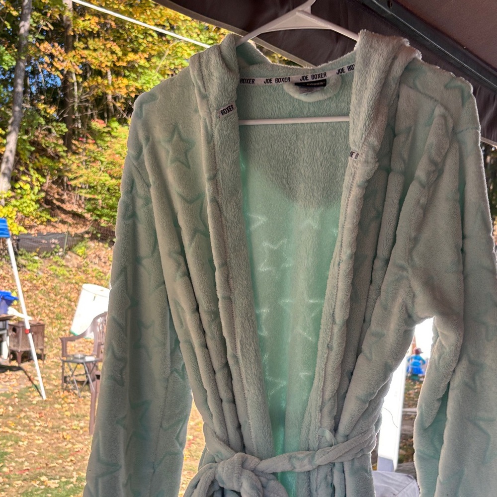 Joe Boxer Light Green Hooded Robe - Picture 7 of 8